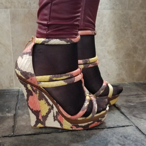 Colorful snake skin platform wedges with 6 inch heels - Picture 1 of 10